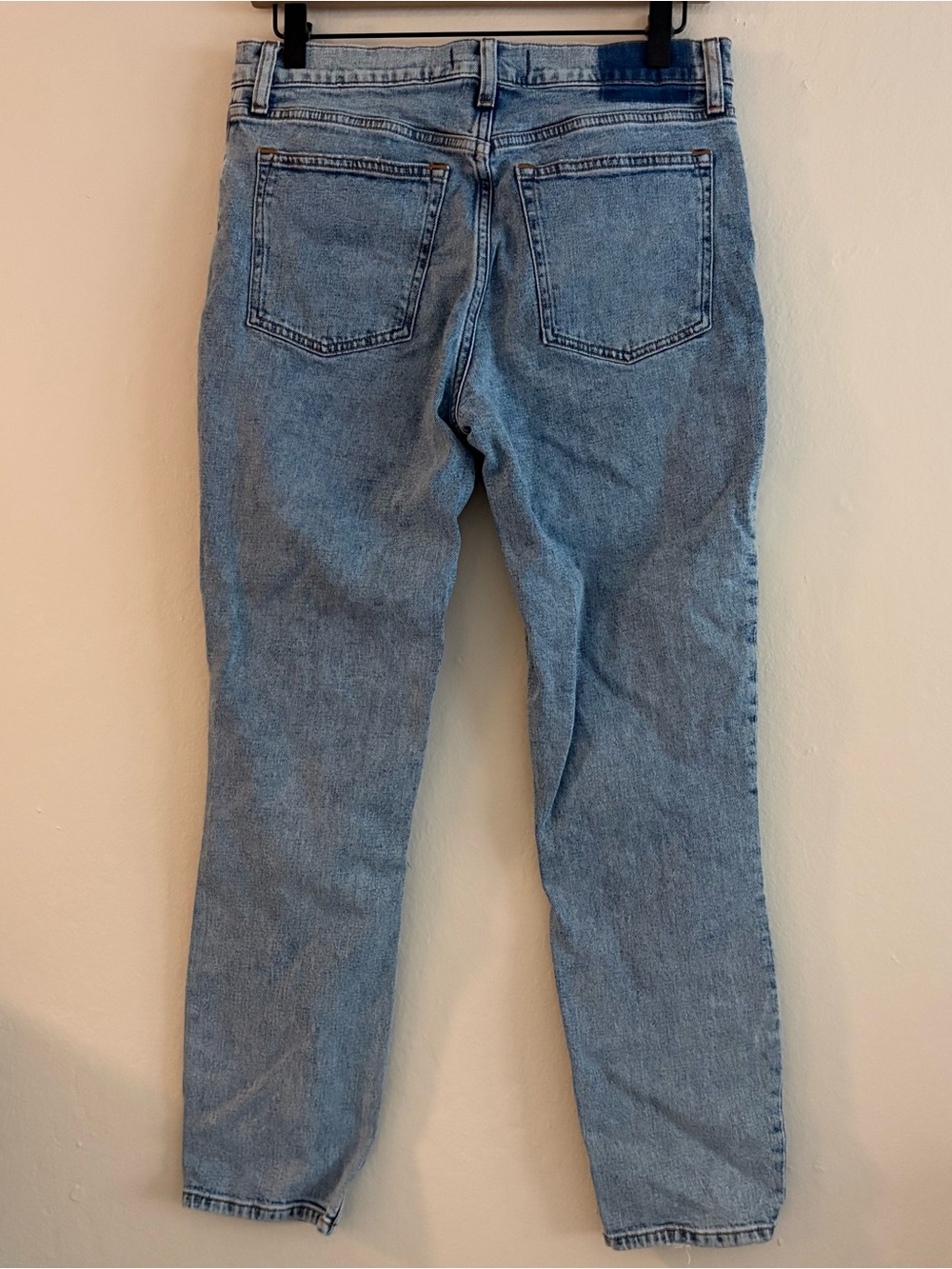 A&F | Distressed Jeans - Picture 4 of 4